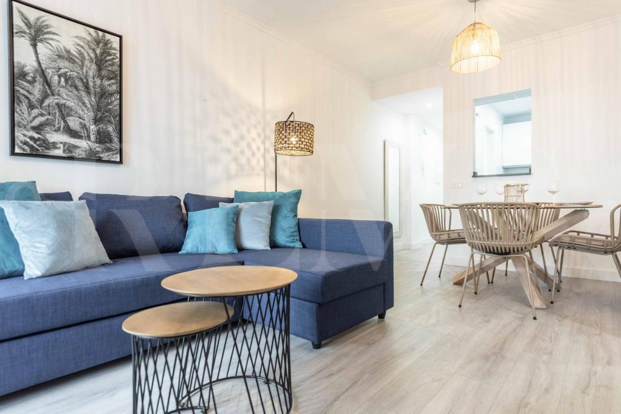 Apartment Stylish With Balcony & Parking Near The By Rems Malaga
